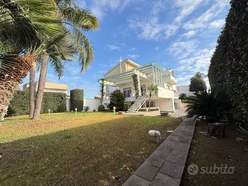 Villa singola di lusso casapesenna