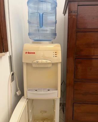distributore di acqua Saeco