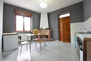 PORZIONE DI BIFAMILIARE A TORCHIARA