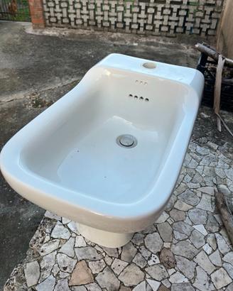 Bidet Ideal Standard serie CONCA