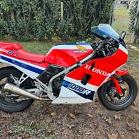 Honda VF 1000 R - 1985