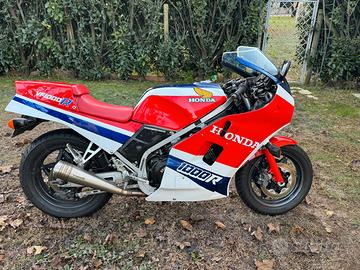 Honda VF 1000 R - 1985