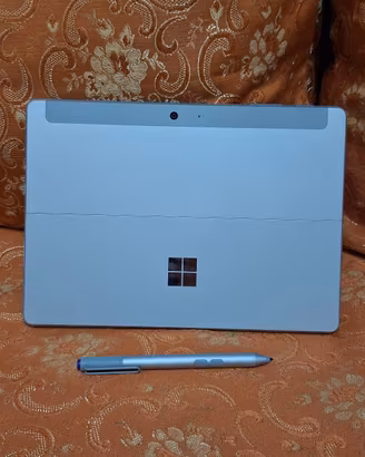 Microsoft Surface GO + Penna 8/128ssd