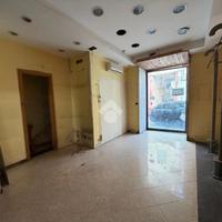 NEGOZIO A MARANO DI NAPOLI