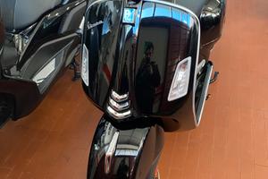 Piaggio Vespa Gts super 300