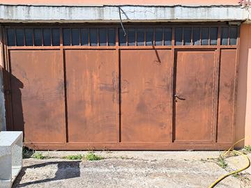 Portone/Garage in ferro robusto 