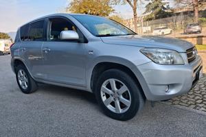 Toyota RAV4-2.2 D-4D 136 CV. Sol*GANCIO TRAINO*