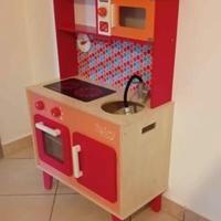 Cucina giocattolo in legno