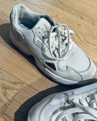 Adidas Falcon