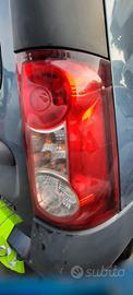 DACIA LOGAN 2007 - STOP POSTERIORE DESTRO