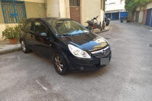 Opel Corsa 1.2 benzina