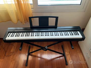 Pianoforte digitale P35 yamaha con supporto