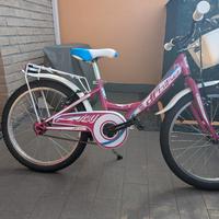bici bambina  praticamente nuova