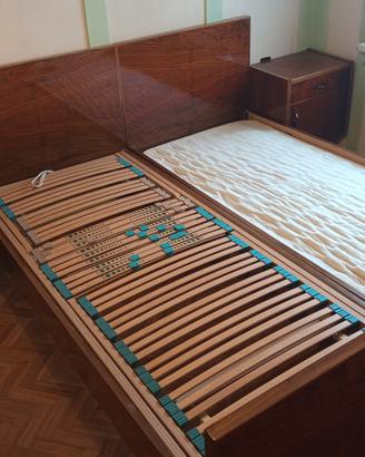letto matrimoniale stile vintage + due comodini 