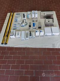 Lotto Componenti Omron ;