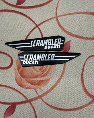 Coppia Adesivi Ducati Sceambler