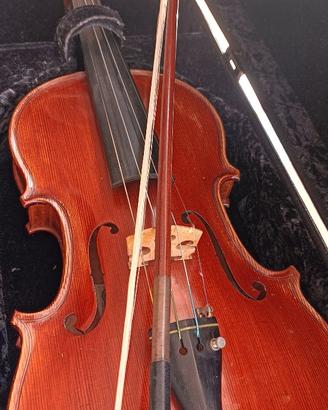 Violino e arco di liuteria