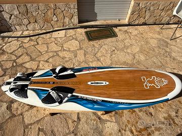 Tavola windsurf starboard futura 111 wood