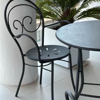 tavolino e sedie da esterni