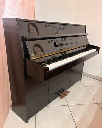 Pianoforte a muro