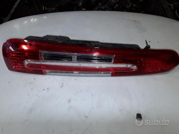STOP FANALE POSTERIORE SINISTRO A LED FORD Focus C