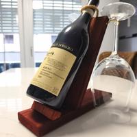 Porta bottiglia e calici in legno artigianale 