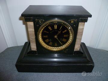 Orologio Parigina marmo nero del Belgio antica