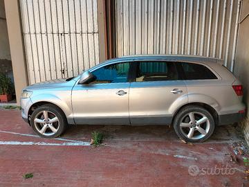 Audi Q7SLine