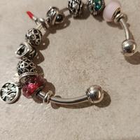 bracciale pandora con ciondoli pandora tranne tre 