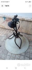 Lampadario in ferro battuto