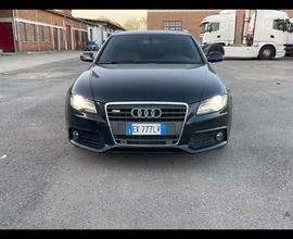 Audi A4 b8 s line