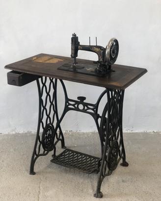 Macchina da cucire Vintage