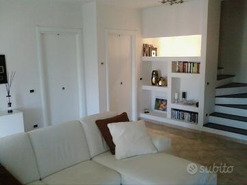 Appartamento centro Aulla, 116 m.q. con box auto