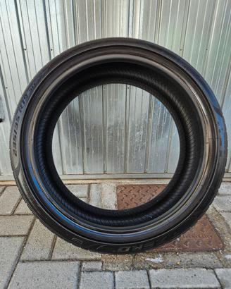 Gomme estive Pirelli Pzero 235 35 19 91Y