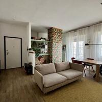 Appartamento con garage e corte, zona Viale Verdi