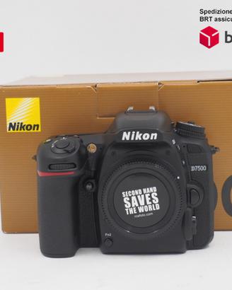 Nikon D7500