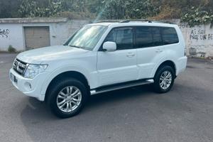 Mitsubishi Pajero V80