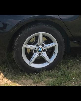 4 Cerchi con altri neri Bmw scambi