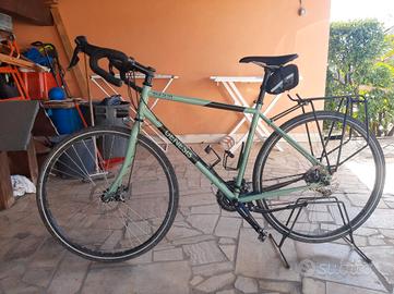 Gravel Bike - Genesis Tour De Fer 20