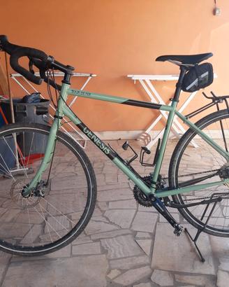 Gravel Bike - Genesis Tour De Fer 20