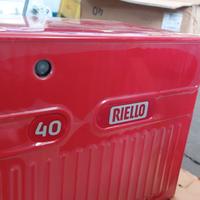 Bruciatore gas Riello caldaia industriale