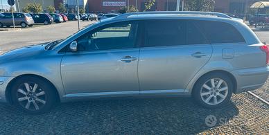 Toyota avensis gpl