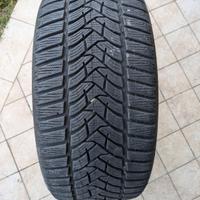  1 pneumatico Dunlop 225 40 18