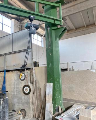 Gru a bandiera portata 1000 kg