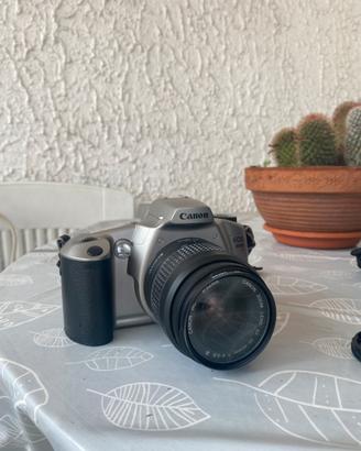 Macchina fotografica EOS 3000