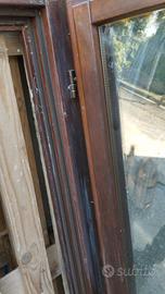 finestre in legno con vetrocamera   