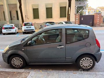 CitroenC2 1.1 benzina.Buon rapporto qualità/prezzo