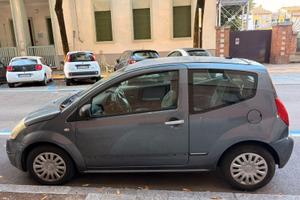 CitroenC2 1.1 benzina.Buon rapporto qualità/prezzo