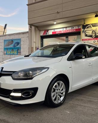 RENAULT Mégane 1.5 dCi 110 CV SporTour Limited