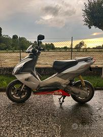 Aprilia SR50-R